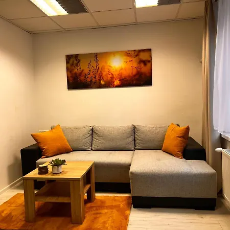 Apartamento Apártmany V Centre - Vlastná Izba So Spoločnou Kuchyňou A Kúpeľnou Môže Byť Zdieľaná 2 Inými Izbami Martin